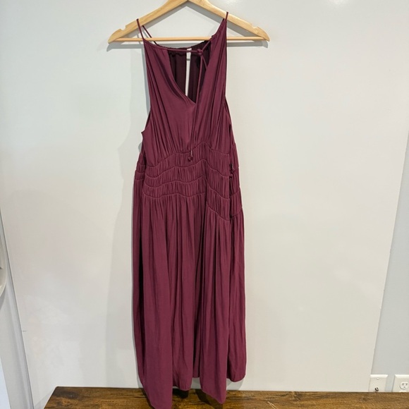 Anthropologie Moulinette Soeurs Burgundy Halter Smocked Midi Dress - Picture 5 of 11